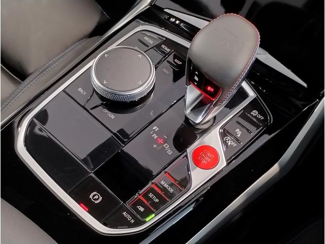 Ｍ２ ベースグレード　ハイラインパッケージ　ワンオーナー車両　ＢＭＷパフォーマンスカーボンフロントスポイラー　ＢＭＷパフォーマンスカーボンリヤスポイラー　ハーマンカードンすポーカー　ブラックレザーシート　シートヒーター　ヘッドアップディスプレイ（60枚目）