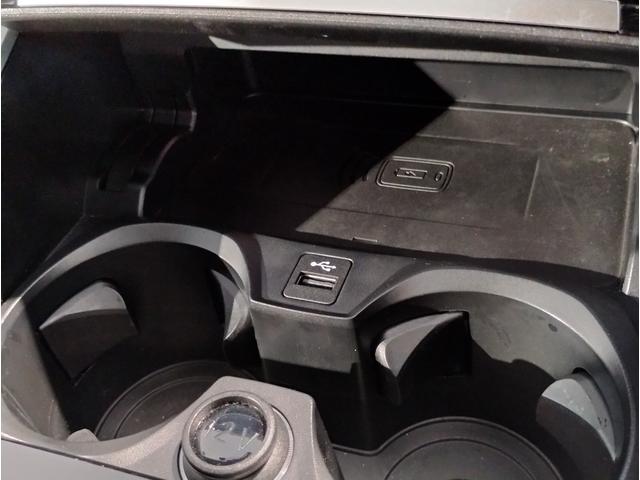 Ｍ２ ベースグレード　ハイラインパッケージ　ワンオーナー車両　ＢＭＷパフォーマンスカーボンフロントスポイラー　ＢＭＷパフォーマンスカーボンリヤスポイラー　ハーマンカードンすポーカー　ブラックレザーシート　シートヒーター　ヘッドアップディスプレイ（61枚目）