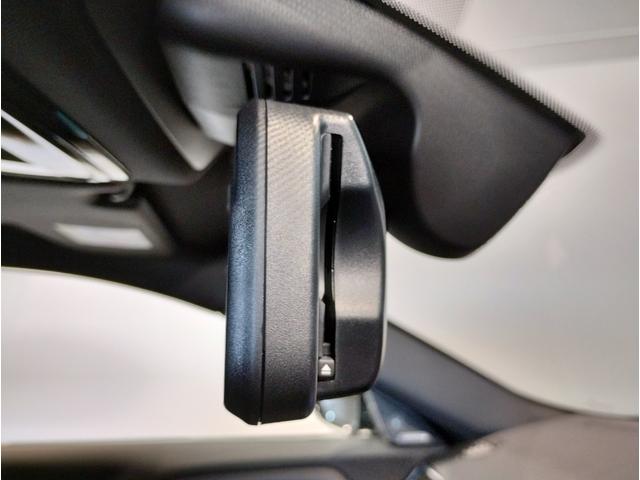 Ｍ２ ベースグレード　ハイラインパッケージ　ワンオーナー車両　ＢＭＷパフォーマンスカーボンフロントスポイラー　ＢＭＷパフォーマンスカーボンリヤスポイラー　ハーマンカードンすポーカー　ブラックレザーシート　シートヒーター　ヘッドアップディスプレイ（73枚目）