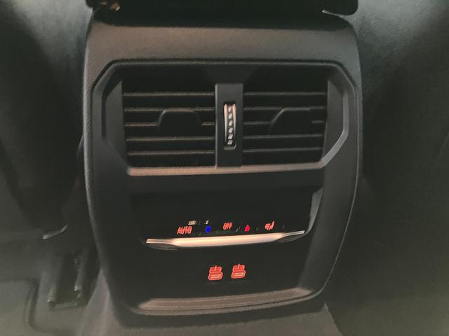 4シリーズ 420d xDriveグランクーペ Mスポーツ デモレンタ ACC 全周囲カメラ HDDナビ 電動リアゲート 衝突軽減ブレーキ ステアリングサポート シートヒーター 電動シート コンフォートアクセス BT/USB接続(35枚目)