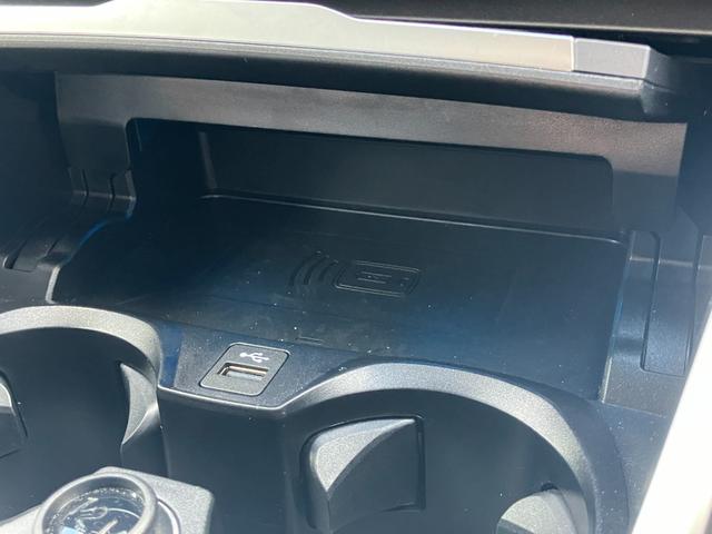 お客様のご要望が多い地デジチューナーやドライブレコーダーを取り付けてご納車することも可能です。取り付け工賃等はスタッフにまでお問い合わせください。