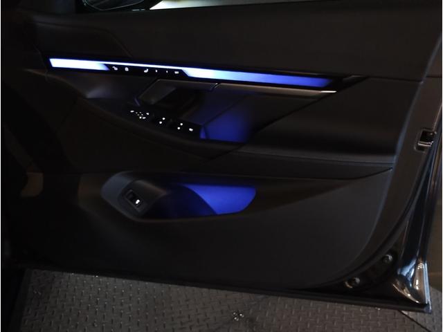 ５シリーズ ５２３ｉ　Ｍスポーツ　コンフォートドライブＰＫＧ　ブラックキドニーグリル　アダプティブサスペンション　ヘッドアップディスプレイ　インテグレイトアクティブステアリング　４ゾーンエアコン　ＡｐｐｌｅＣａｒＰｌａｙ　１９ＡＷ（22枚目）