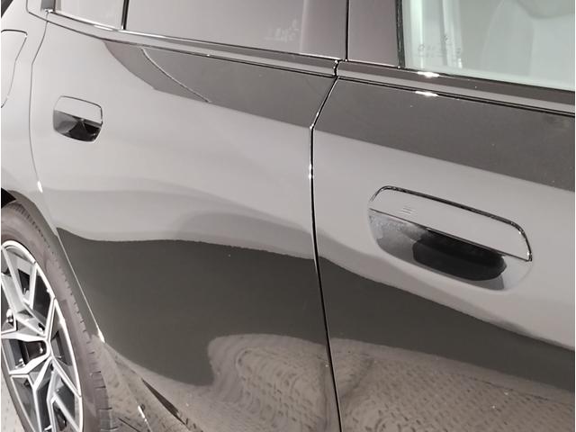 ５シリーズ ５２３ｉ　Ｍスポーツ　コンフォートドライブＰＫＧ　ブラックキドニーグリル　アダプティブサスペンション　ヘッドアップディスプレイ　インテグレイトアクティブステアリング　４ゾーンエアコン　ＡｐｐｌｅＣａｒＰｌａｙ　１９ＡＷ（33枚目）