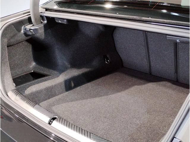 ５シリーズ ５２３ｉ　Ｍスポーツ　コンフォートドライブＰＫＧ　ブラックキドニーグリル　アダプティブサスペンション　ヘッドアップディスプレイ　インテグレイトアクティブステアリング　４ゾーンエアコン　ＡｐｐｌｅＣａｒＰｌａｙ　１９ＡＷ（42枚目）