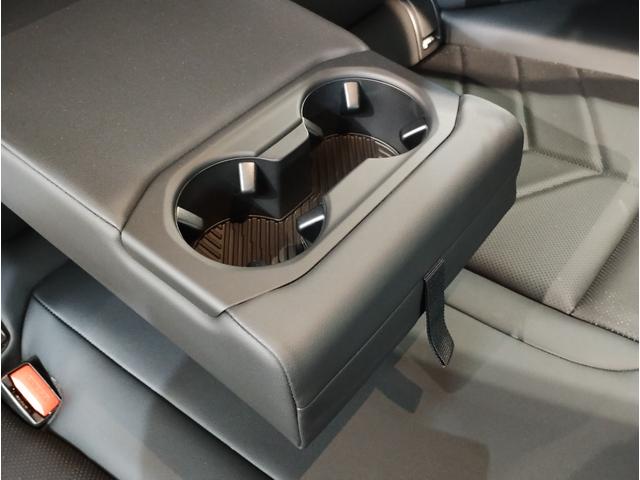 ５シリーズ ５２３ｉ　Ｍスポーツ　コンフォートドライブＰＫＧ　ブラックキドニーグリル　アダプティブサスペンション　ヘッドアップディスプレイ　インテグレイトアクティブステアリング　４ゾーンエアコン　ＡｐｐｌｅＣａｒＰｌａｙ　１９ＡＷ（50枚目）