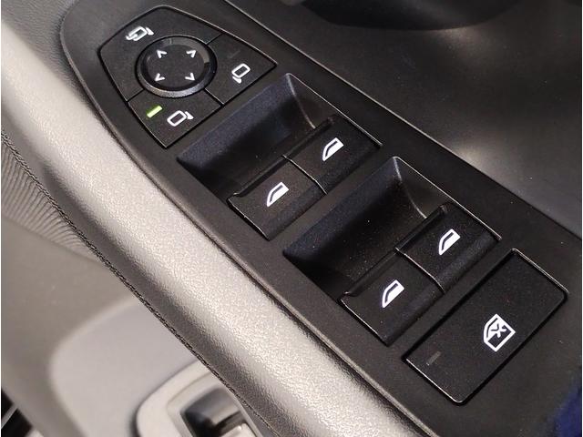 ５シリーズ ５２３ｉ　Ｍスポーツ　コンフォートドライブＰＫＧ　ブラックキドニーグリル　アダプティブサスペンション　ヘッドアップディスプレイ　インテグレイトアクティブステアリング　４ゾーンエアコン　ＡｐｐｌｅＣａｒＰｌａｙ　１９ＡＷ（53枚目）