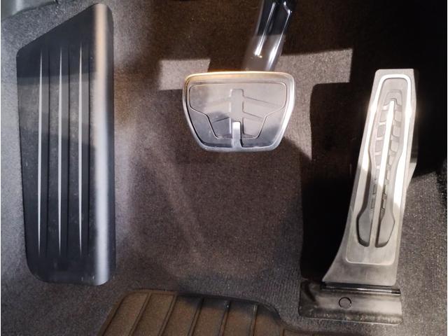 ５シリーズ ５２３ｉ　Ｍスポーツ　コンフォートドライブＰＫＧ　ブラックキドニーグリル　アダプティブサスペンション　ヘッドアップディスプレイ　インテグレイトアクティブステアリング　４ゾーンエアコン　ＡｐｐｌｅＣａｒＰｌａｙ　１９ＡＷ（55枚目）