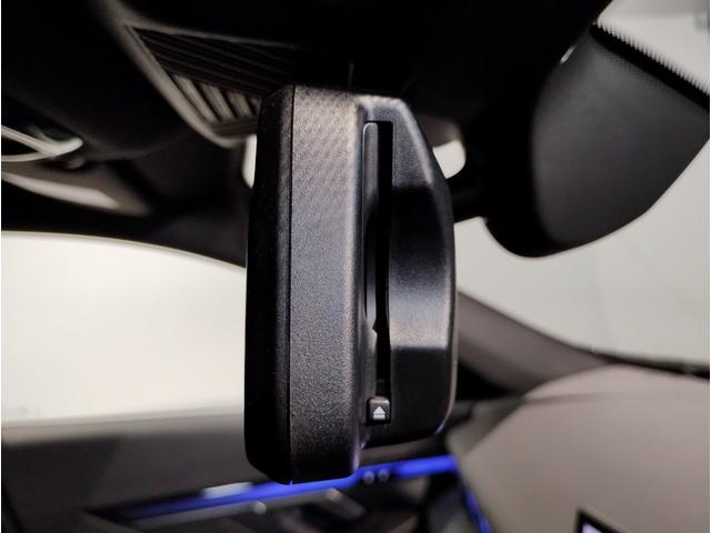 ５シリーズ ５２３ｉ　Ｍスポーツ　コンフォートドライブＰＫＧ　ブラックキドニーグリル　アダプティブサスペンション　ヘッドアップディスプレイ　インテグレイトアクティブステアリング　４ゾーンエアコン　ＡｐｐｌｅＣａｒＰｌａｙ　１９ＡＷ（74枚目）