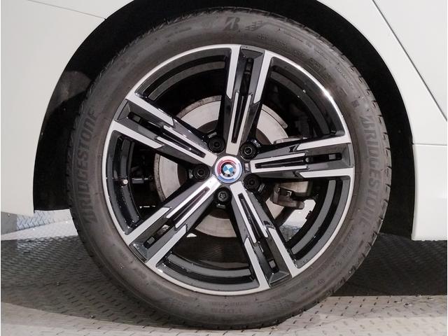 数有るお車の中から当社の車両にアクセスいただき誠にありがとうございます。兵庫県西部にございます株式会社モトーレン神戸ＢＭＷプレミアムセレクション姫路店です。どうぞ宜しくお願い申し上げます。