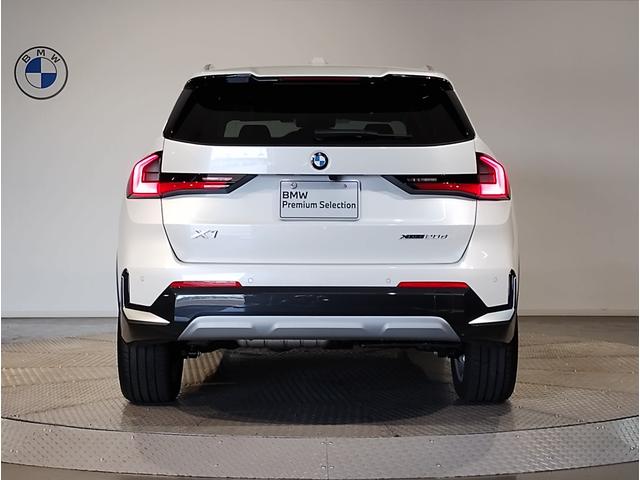X1 xDrive 20d xライン 元レンタカー ヴェガンザブラックレザー シートヒーター 電動リヤゲート(キック開閉付き) アンビエントライト カーブドディスプレイ 18インチアルミホイール 全方位カメラ アクティブクルーズC(9枚目)