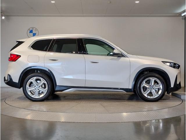 X1 xDrive 20d xライン 元レンタカー ヴェガンザブラックレザー シートヒーター 電動リヤゲート(キック開閉付き) アンビエントライト カーブドディスプレイ 18インチアルミホイール 全方位カメラ アクティブクルーズC(28枚目)