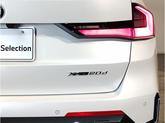X1 xDrive 20d xライン 元レンタカー ヴェガンザブラックレザー シートヒーター 電動リヤゲート(キック開閉付き) アンビエントライト カーブドディスプレイ 18インチアルミホイール 全方位カメラ アクティブクルーズC(42枚目)