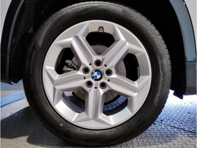 X1 xDrive 20d xライン 元レンタカー ヴェガンザブラックレザー シートヒーター 電動リヤゲート(キック開閉付き) アンビエントライト カーブドディスプレイ 18インチアルミホイール 全方位カメラ アクティブクルーズC(45枚目)