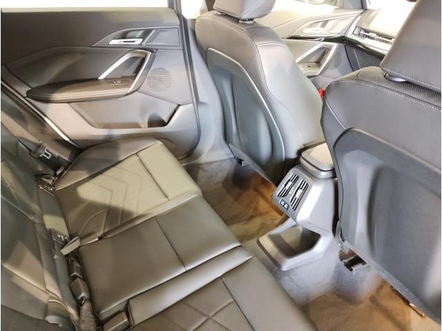X1 xDrive 20d xライン 元レンタカー ヴェガンザブラックレザー シートヒーター 電動リヤゲート(キック開閉付き) アンビエントライト カーブドディスプレイ 18インチアルミホイール 全方位カメラ アクティブクルーズC(51枚目)