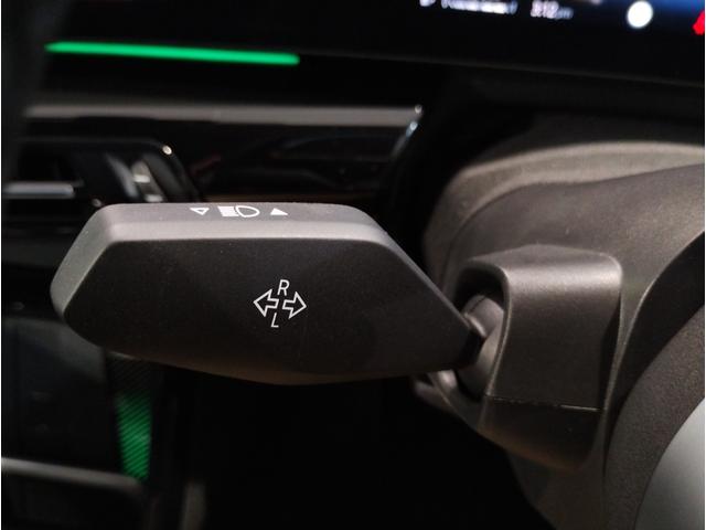 X1 xDrive 20d xライン 元レンタカー ヴェガンザブラックレザー シートヒーター 電動リヤゲート(キック開閉付き) アンビエントライト カーブドディスプレイ 18インチアルミホイール 全方位カメラ アクティブクルーズC(60枚目)