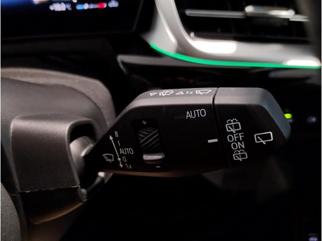 X1 xDrive 20d xライン 元レンタカー ヴェガンザブラックレザー シートヒーター 電動リヤゲート(キック開閉付き) アンビエントライト カーブドディスプレイ 18インチアルミホイール 全方位カメラ アクティブクルーズC(61枚目)