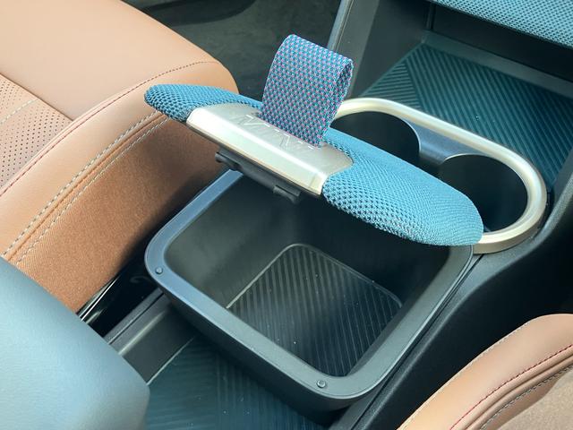 MINI カントリーマンE フェイバリット・トリム 弊社デモカー ベスキンビンテージブラウン 19インチアルミホイール 電動シート ステアリングヒーター 全周囲カメラ 電動トランク シートヒーター Applecarplay AndroidAuto(32枚目)