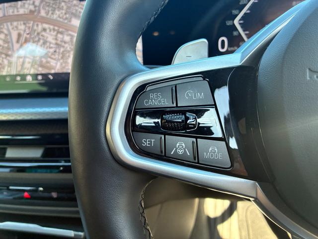 3シリーズ 320iツーリング Mスポーツ デモレンタ ヘッドアップディスプレイ アクティブクルーズコントロール 電動トランク 禁煙車 カーブドディスプレイ 純正18インチアルミホイール 全方位カメラ ミラー内蔵ETC シートヒーター(22枚目)