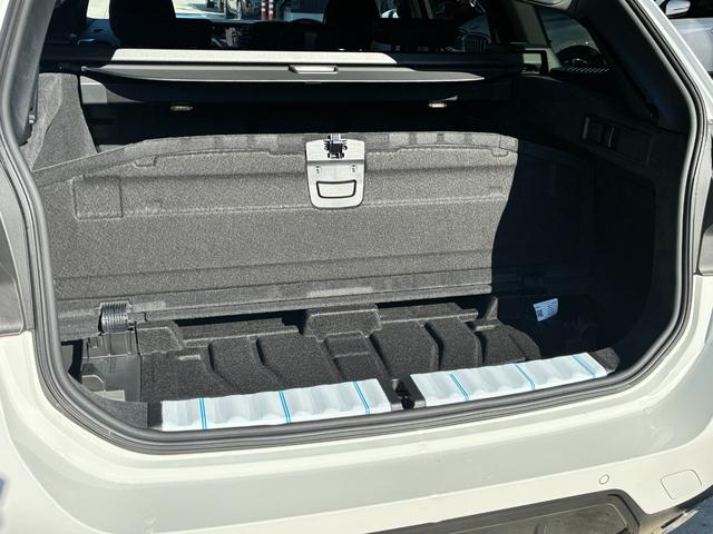 3シリーズ 320iツーリング Mスポーツ デモレンタ ヘッドアップディスプレイ アクティブクルーズコントロール 電動トランク 禁煙車 カーブドディスプレイ 純正18インチアルミホイール 全方位カメラ ミラー内蔵ETC シートヒーター(40枚目)