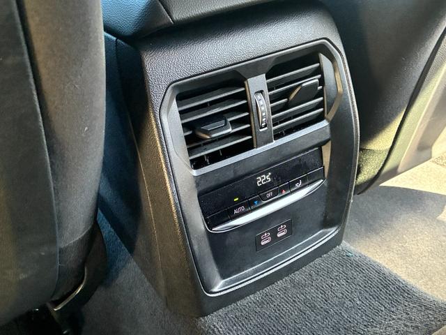 3シリーズ 320iツーリング Mスポーツ デモレンタ ヘッドアップディスプレイ アクティブクルーズコントロール 電動トランク 禁煙車 カーブドディスプレイ 純正18インチアルミホイール 全方位カメラ ミラー内蔵ETC シートヒーター(45枚目)