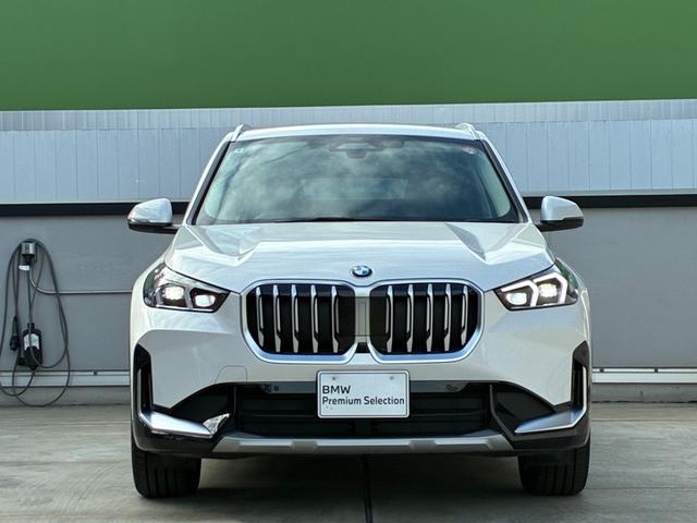 X1 xDrive 20d xライン デモレンタ ヴェガンザブラックレザーシート シートヒーター ハンドルヒーター 電動リヤゲート アンビエントライト ヘッドアップディスプレイ オートハイビーム 全周囲カメラ ワイヤレス充電 18AW(22枚目)