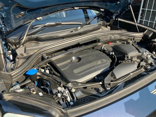 MINI カントリーマンC クラシック・トリム 弊社社用車 ベスキンコンビシート ステアリングヒーター シートヒーター AppleCarplay AndroidAuto 軽減ブレーキ 電動トランク 全周囲カメラ ヘッドアップディスプレイ(20枚目)