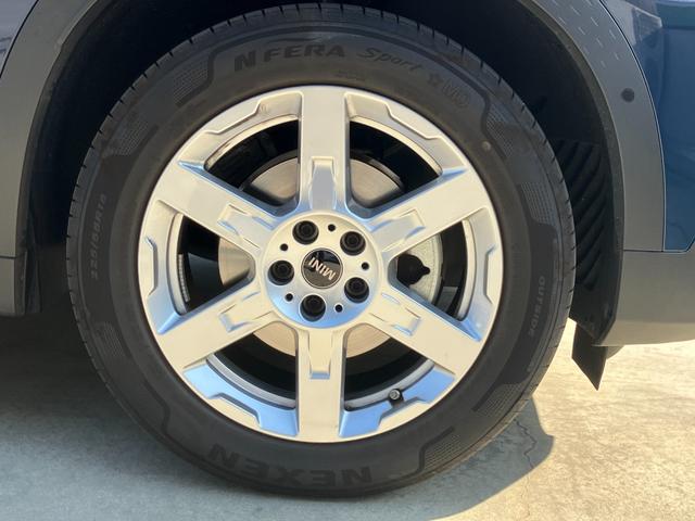 MINI カントリーマンC クラシック・トリム 弊社社用車 ベスキンコンビシート ステアリングヒーター シートヒーター AppleCarplay AndroidAuto 軽減ブレーキ 電動トランク 全周囲カメラ ヘッドアップディスプレイ(33枚目)