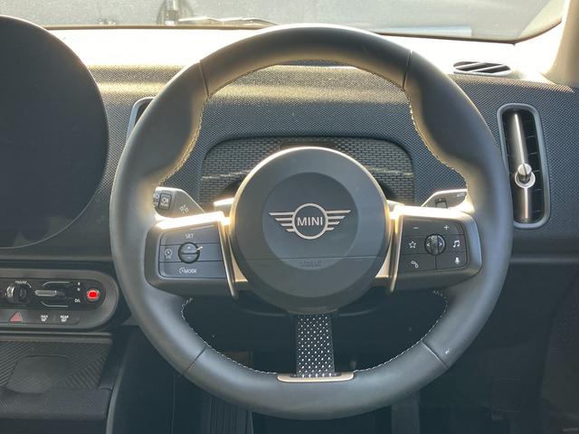 MINI カントリーマンC クラシック・トリム 弊社社用車 ベスキンコンビシート ステアリングヒーター シートヒーター AppleCarplay AndroidAuto 軽減ブレーキ 電動トランク 全周囲カメラ ヘッドアップディスプレイ(53枚目)