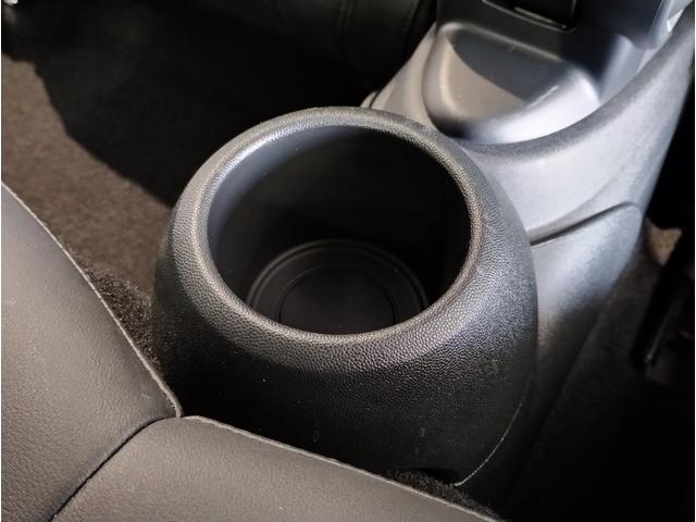 MINI クーパーD カムデン・エディション 特別仕様車 カーボンPKG ACC 軽減ブレーキ ブラックルーフ ブラックミラーカバー スポーツシート アップルカープレイ バックカメラ パークセンサー スマートキー ETC 17インチアルミ(35枚目)