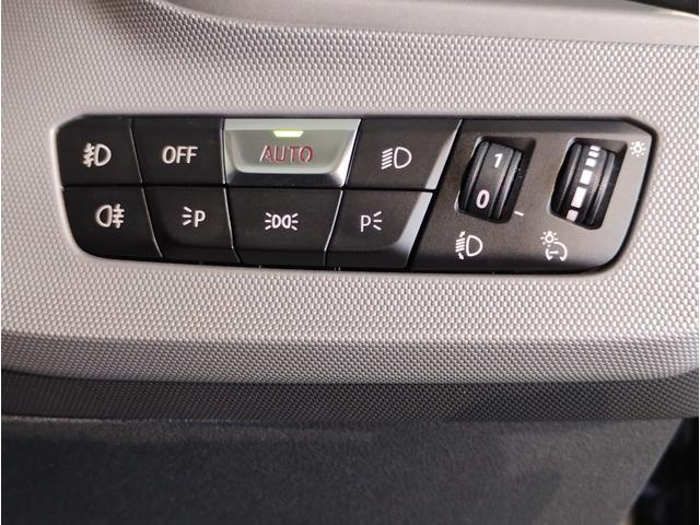 １シリーズ １１８ｉ　プレイ　スマートキー　パーキングアシスト　アンビエントライト　後退アシスト　オートライト　オートワイパー　衝突被害軽減ブレーキ　障害物センサー　電動シート　バックカメラ　　　Ｂｌｕｔｏｏｔｈ搭載車両　純正ナビ（46枚目）