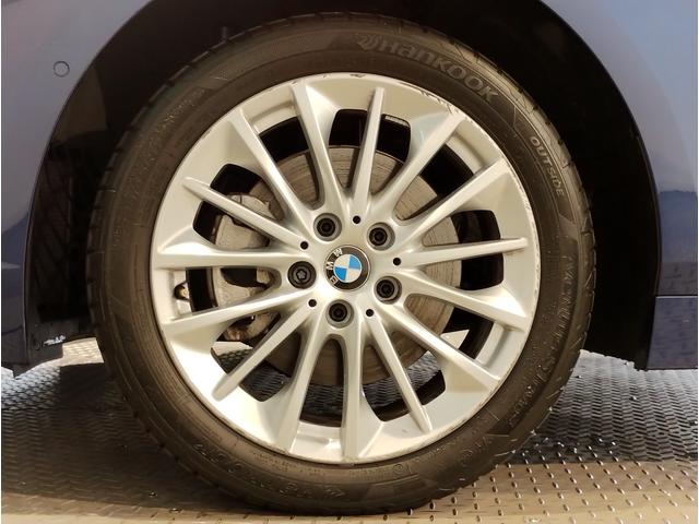 １シリーズ １１８ｉ　プレイ　スマートキー　パーキングアシスト　アンビエントライト　後退アシスト　オートライト　オートワイパー　衝突被害軽減ブレーキ　障害物センサー　電動シート　バックカメラ　　　Ｂｌｕｔｏｏｔｈ搭載車両　純正ナビ（65枚目）