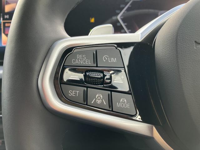 3シリーズ 320d xDriveツーリング Mスポーツ 弊社デモカー ヘッドアップディスプレイ アクティブクルーズコントロール 全周囲カメラ 衝突被害軽減ブレーキ ステアリングヒーター シートヒーター 電動リアゲート アップルカープレイ 4WD(21枚目)