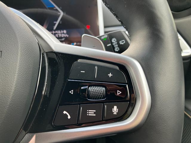 3シリーズ 320d xDriveツーリング Mスポーツ 弊社デモカー ヘッドアップディスプレイ アクティブクルーズコントロール 全周囲カメラ 衝突被害軽減ブレーキ ステアリングヒーター シートヒーター 電動リアゲート アップルカープレイ 4WD(22枚目)