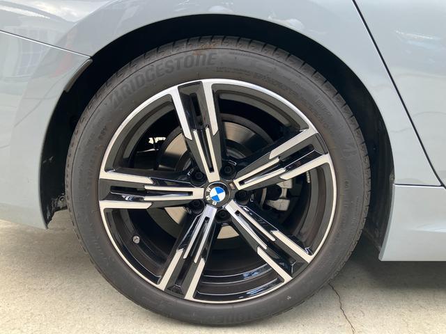 3シリーズ 320d xDriveツーリング Mスポーツ 弊社デモカー ヘッドアップディスプレイ アクティブクルーズコントロール 全周囲カメラ 衝突被害軽減ブレーキ ステアリングヒーター シートヒーター 電動リアゲート アップルカープレイ 4WD(55枚目)