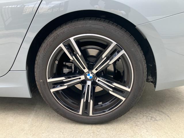 3シリーズ 320d xDriveツーリング Mスポーツ 弊社デモカー ヘッドアップディスプレイ アクティブクルーズコントロール 全周囲カメラ 衝突被害軽減ブレーキ ステアリングヒーター シートヒーター 電動リアゲート アップルカープレイ 4WD(56枚目)