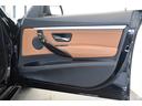 車の乗り降りの際に必ず触るドアハンドルです。使用感が気になる方はお気軽にお申し付けくださいませ。
