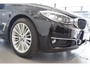 BMWはダウンフォースにより、車両を安定させるため、車の底は平らな造りとなっております。BMWの走行性能に対するこだわりはこういったところにも御座います。
