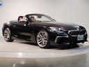 サービス工場では弊社の誇るBMWマイスター資格を取得した熟練メカニックを筆頭にBMWのプロフェッショナルがお客様のお車を整備いたします。
