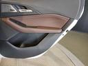 サービス工場では弊社の誇るBMWマイスター資格を取得した熟練メカニックを筆頭にBMWのプロフェッショナルがお客様のお車を整備いたします。