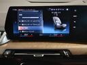 サービス工場では弊社の誇るBMWマイスター資格を取得した熟練メカニックを筆頭にBMWのプロフェッショナルがお客様のお車を整備いたします。