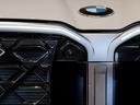 BMW認定中古車は100項目の箇所を徹底的にチェック致します。機械的な箇所や電気系、コンピューターなどを詳細に点検。交換基準に達した部品は整備した後にご納車致します。