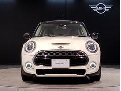 残価設定型ＭＩＮＩバリューローンをご利用いただくと月々のお支払が抑えられ追加装備をしたりワンランク上のモデルが可能になります。最終回お支払い方法は３つの選択ができ、その時のご希望に合わせご清算頂けます 5