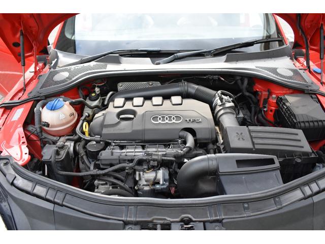 ＴＴクーペ １．８ＴＦＳＩ　Ｓラインコンペティション　フルセグＨＤＤナビ　国内１１０台限定車　ＲＡＹＳ１８インチアルミホイール　車高調　リアウィング　純正ナビ・ＴＶ　ハーフレザーシート（46枚目）