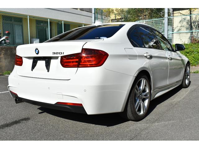 3シリーズ 320i Mスポーツ Mスポーツ 純正ナビ バックカメラ ETC パワーシート インテリジェントセーフティ アクティブクルーズコントロール パドルシフト LEDヘッドライト スマートキー 純正18インチアルミホイール(4枚目)