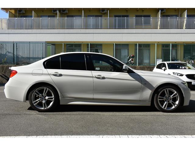 3シリーズ 320i Mスポーツ Mスポーツ 純正ナビ バックカメラ ETC パワーシート インテリジェントセーフティ アクティブクルーズコントロール パドルシフト LEDヘッドライト スマートキー 純正18インチアルミホイール(8枚目)