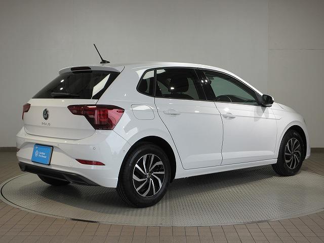 ポロ TSIアクティブ(4枚目)