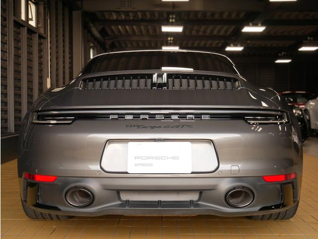 911 911タルガ4GTS エクステリアパッケージハイグロスブラック トラフィックジャムアシスト付ACC パワーステアリングプラス ヘッドレストポルシェクレスト プライバシーガラス レーン チェンジアシスト(4枚目)