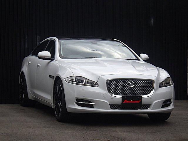 XJ XJ プレミアムラグジュアリー 黒革シート パノラミックサンルーフ  純正20インチアルミブラックポリッシュガリ傷 無しタイヤ4本新品装着済み MERIDIANプレミアムサウンド(6枚目)