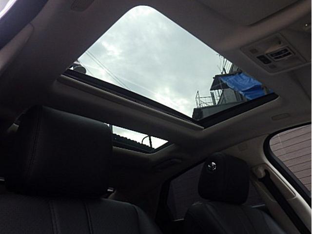 XJ XJ プレミアムラグジュアリー 黒革シート パノラミックサンルーフ  純正20インチアルミブラックポリッシュガリ傷 無しタイヤ4本新品装着済み MERIDIANプレミアムサウンド(8枚目)