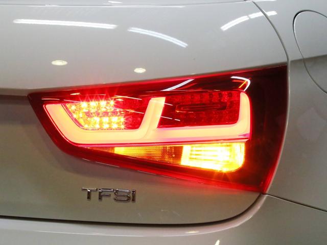 1.4TFSI 2014yモデル S-Lineパッケージ 禁煙車 Sライン専用エアロ・シート・サスペンション 純正ナビ フルセグTV USB 17AW A-STOP(38枚目)